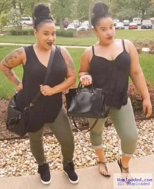 Check out these photos of an identical mother & daughter